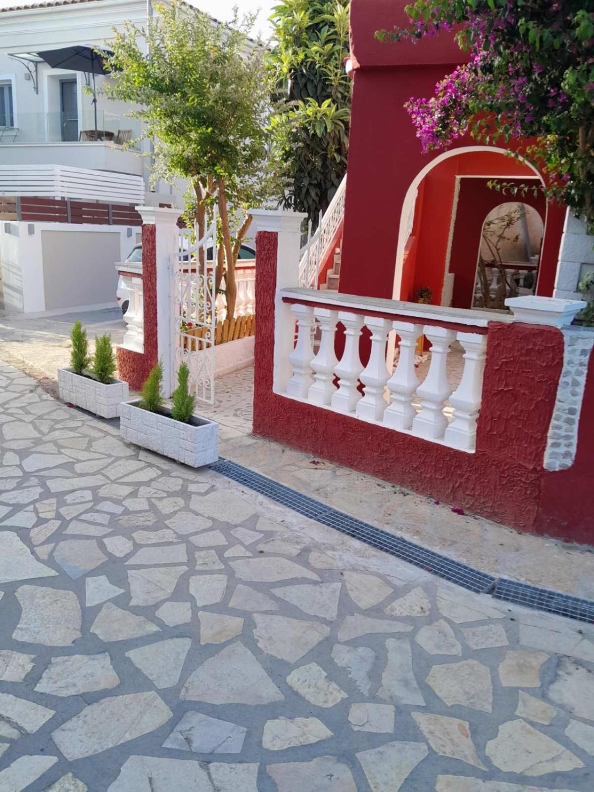 Anatoli Studios In Front Of The Beach Mesongí Exteriér fotografie